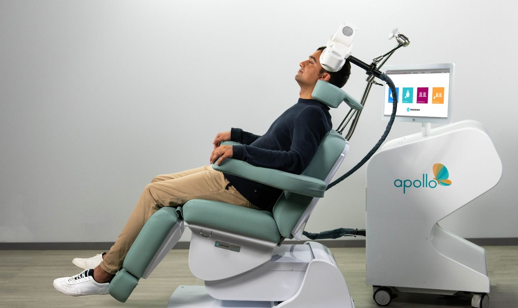 patient-undergoes-tms-therapy-with-apollo-tms-system